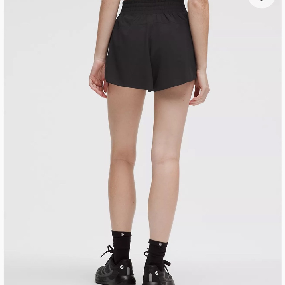 Lululemon NWT Shake It Out High-Rise Running Short 2.5" size XS Black - Picture 9 of 13